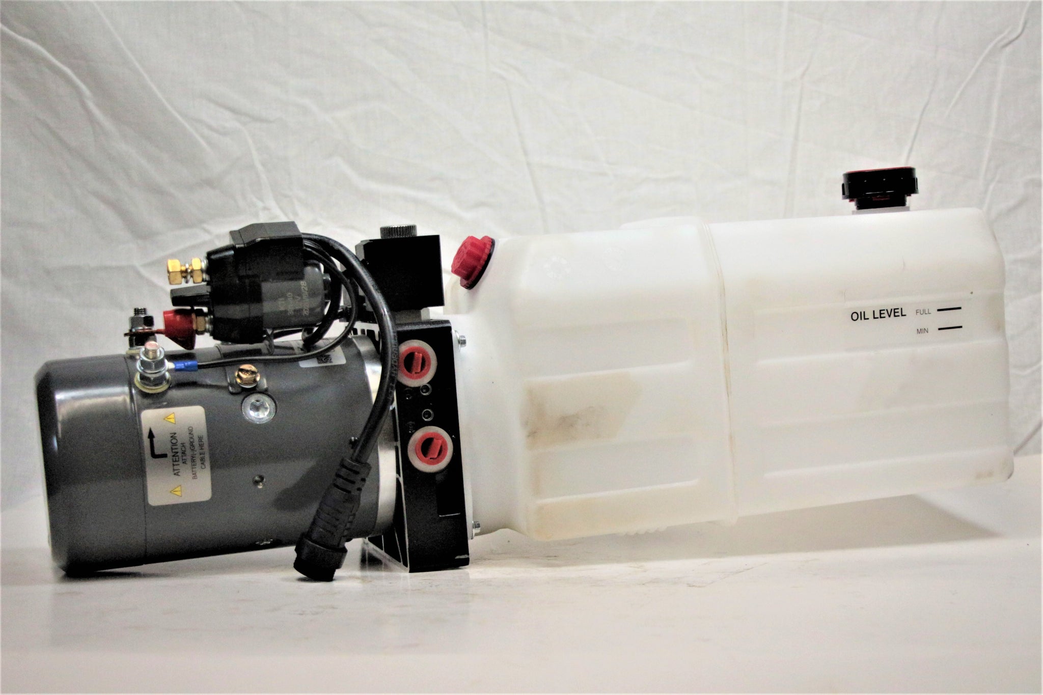 Dual Action Hydraulic Pump with Remote 6 Qt PDQ Equipment